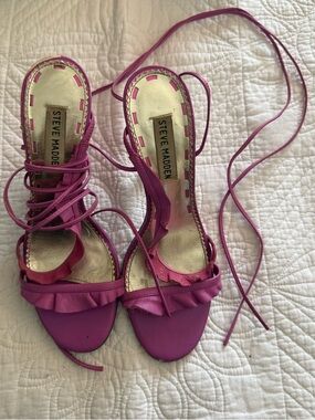 Steve Madden Fuchsia Lace-Up Ruffle Heels